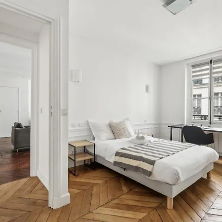 Apartamento Bnbnova - 3br - Champs Elysees